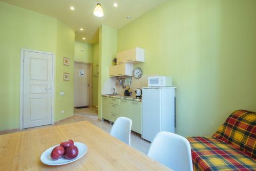 Apple Paradise Apartments
