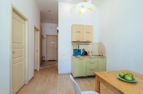 Apple Paradise Apartments