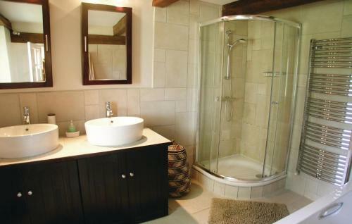 Holiday Home Neuvic 03
