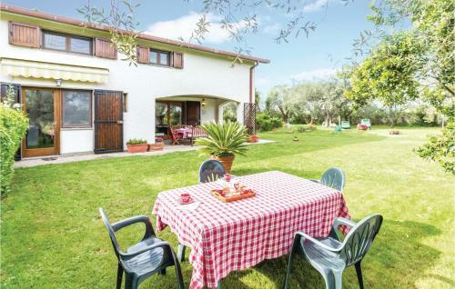 Holiday Home Il Mandorleto 02