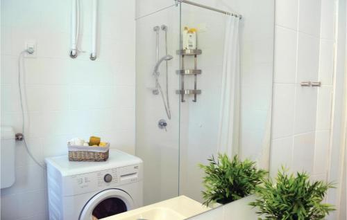 Holiday Home Borgo Mezzane 04