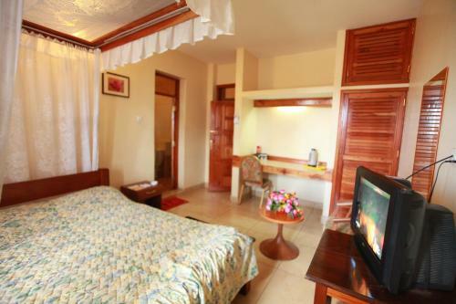 Jambo Village Hotel
