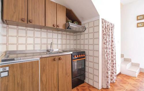 Holiday Home Villa Serena 02