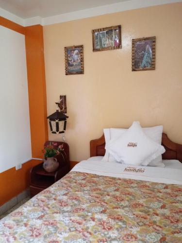 Albergue Hotel Karajia