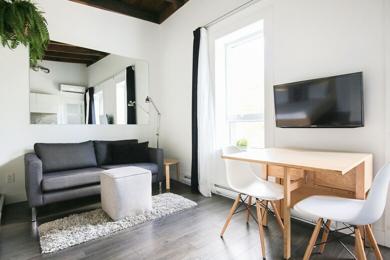 Leqube Apartments