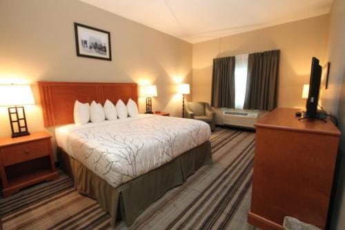 Hotel Bowman Lodge & Convention Center