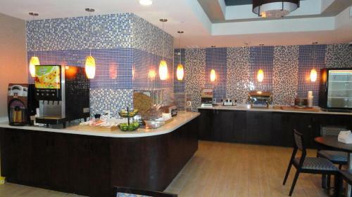 Hotel Mainstay Suites Midland