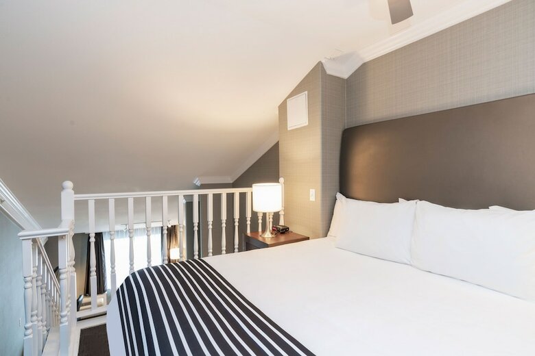 Sandman Hotel Vancouver Airport
