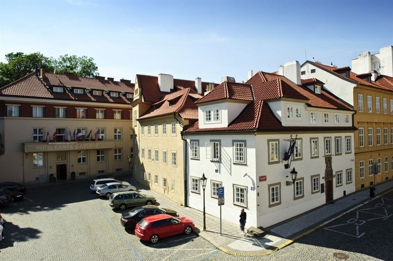 Hotel Kampa Garden