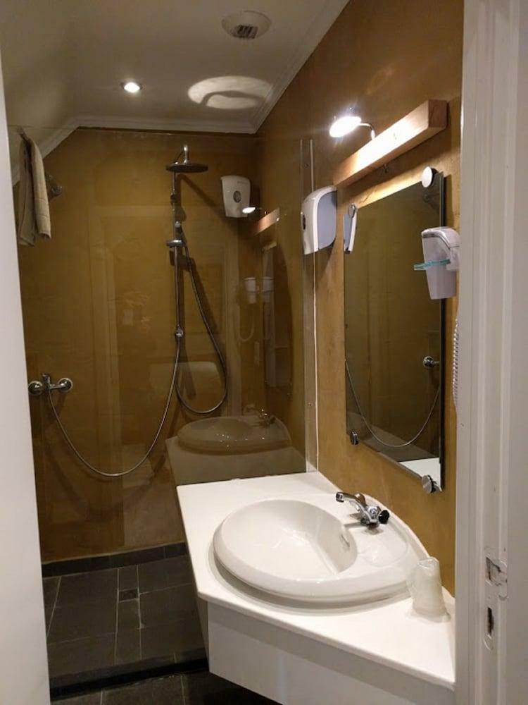 Canalview Hotel Ter Reien