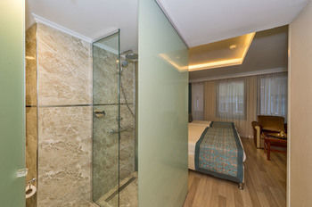 Great Fortune Hotel & Spa