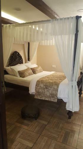 Casa Menezes - The Goan Heritage Homestay
