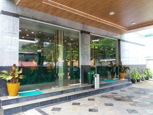 Silver Green Hotel