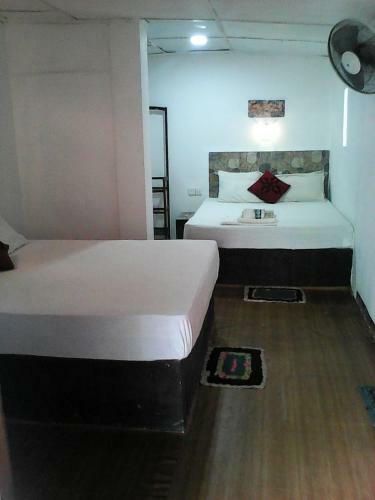 Hostal Lotus Inn Tourist Resort