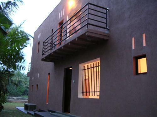 Sri Beach Bungalows And Villa