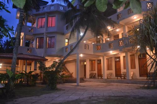 Surf Lanka Hotel