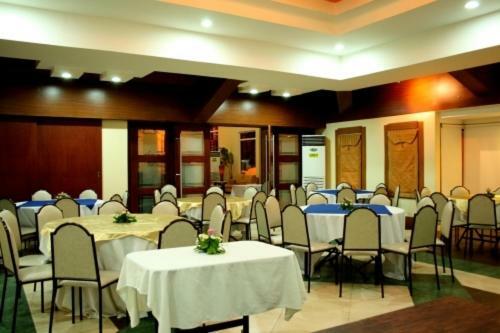 Mo2 Westown Hotel - Mandalagan