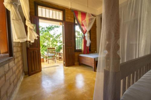 Villa Surf & Yoga Mirissa