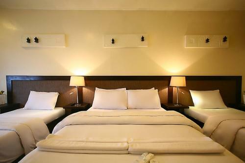 Baguio Holiday Villas