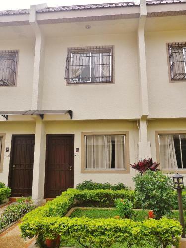 Baguio Holiday Villas