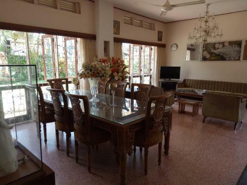 Srilal's Guest House