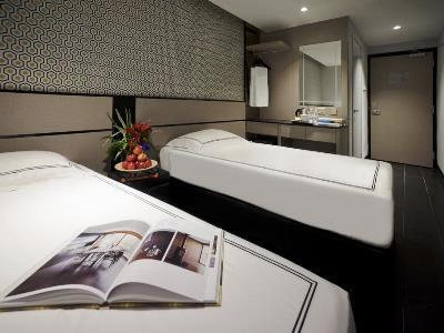 Hotel 81 Opera