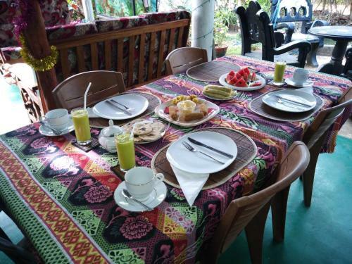 Sigiri Tarushan Home Stay