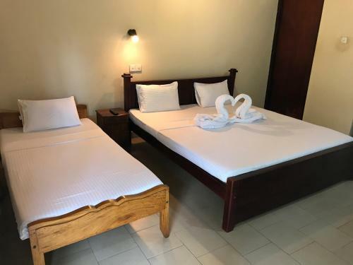 Hotel Inamaluwa Inn