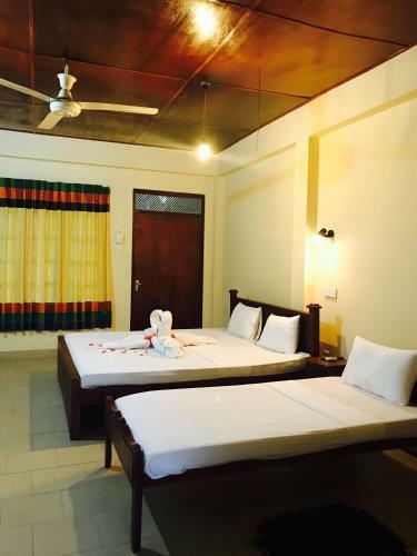 Hotel Inamaluwa Inn