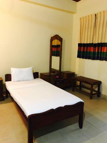 Hotel Inamaluwa Inn