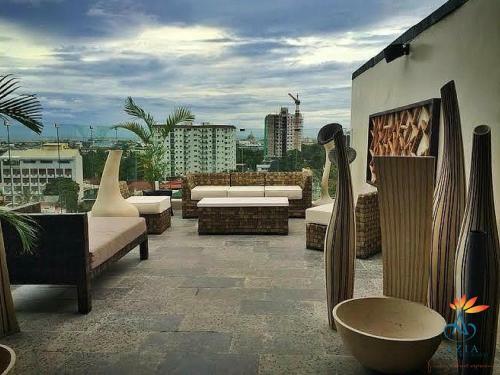 Hotel Azia Suites And Residences