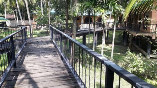 Isiwara Paura Aurveda Lodge
