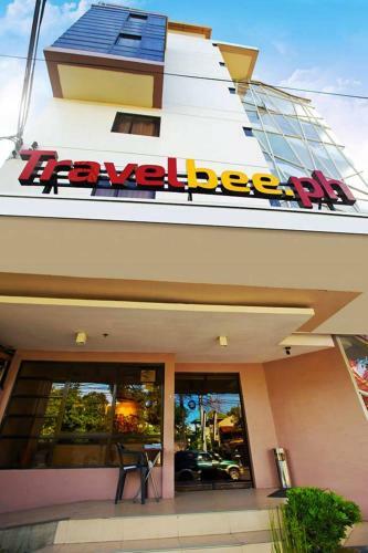 Hotel Travelbee Business Inn