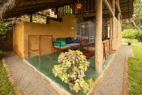 Hotel Talalla Retreat