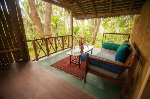 Hotel Talalla Retreat