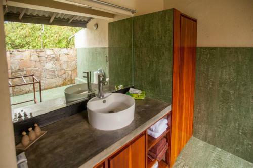 Hotel Talalla Retreat