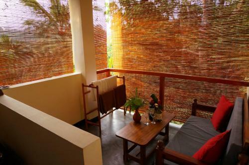 Hotel Talalla Retreat