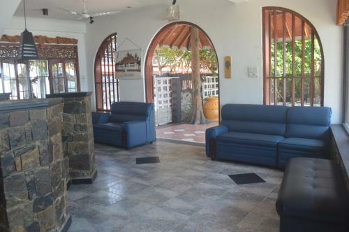 Hostal Gayana Guest House