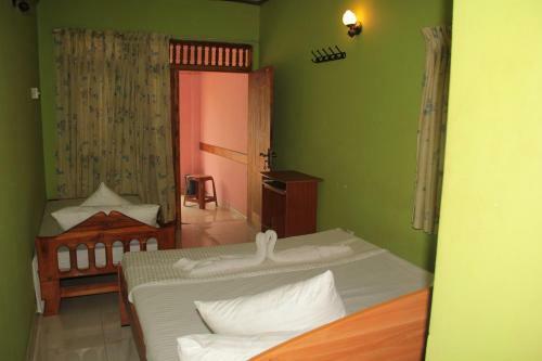 Hostal Elephants Fence Guest & Safari Services