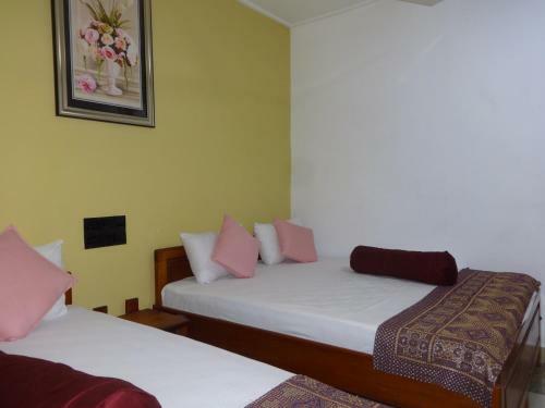Hotel Dutch Bay Beach Cottages