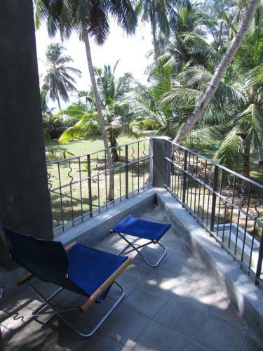 Hotel Isana Beach House