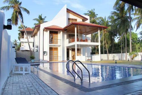 Hotel Bluewater Beach Resort