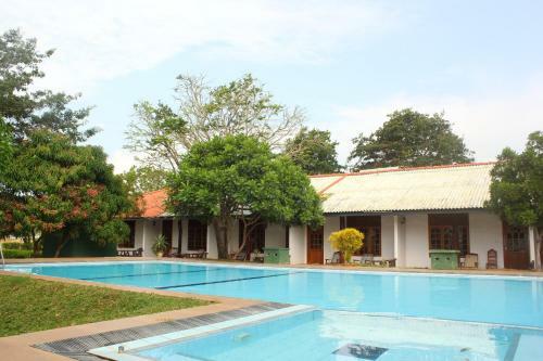 Wila Safari Hotel