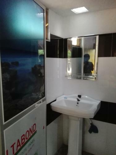 Ananda Home Stay And Restaurant