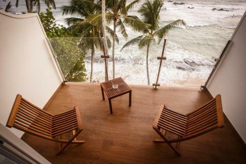 Sayura Beach Hotel