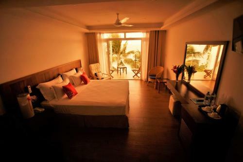 Sayura Beach Hotel