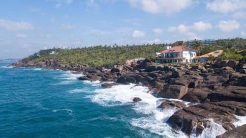 Hotel Land's End Villa