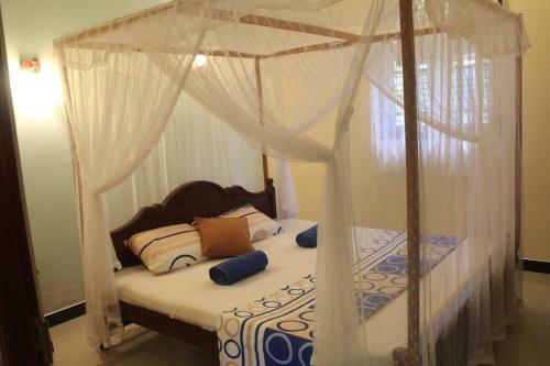 Hostal Tiny Royal Palace