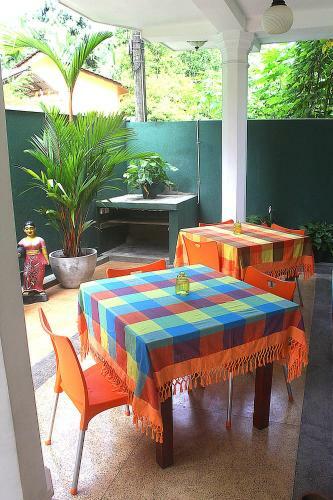 Hostal Tiny Royal Palace