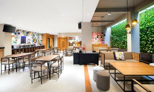 Hotel The Grove Style Ambarukmo
